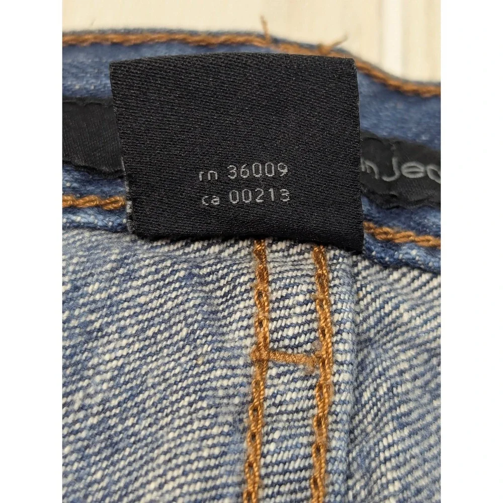 Calvin Klein Jeans Men's Blue 40x32 Straight Leg Cotton Denim small bleach spot